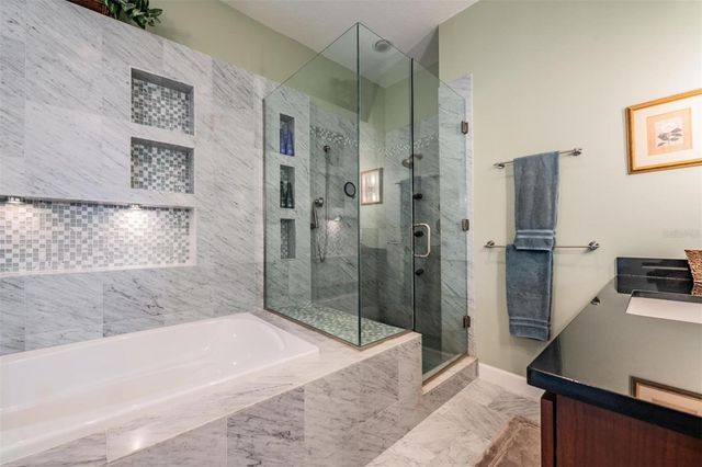 116 CARLYLE CIRCLE, Palm Harbor, FL 34683