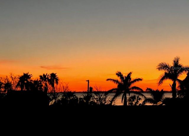 116 CARLYLE CIRCLE, Palm Harbor, FL 34683