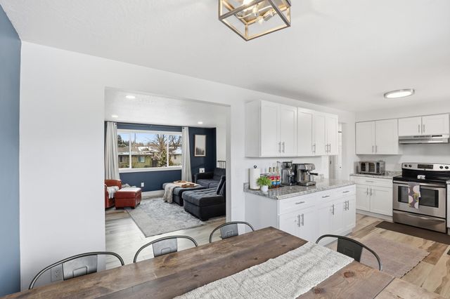 3006 Morrow Dr, Spokane Valley, WA 99216