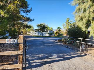 1740 West Donner Street, Pahrump, NV 89048