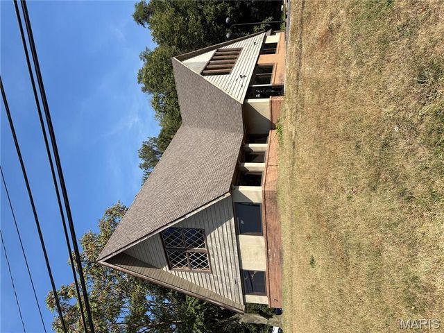 118 N Bluff Road, Collinsville, IL 62234