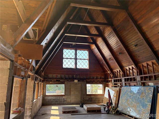 118 N Bluff Road, Collinsville, IL 62234