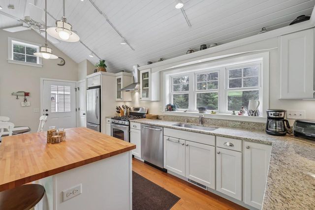 N3103 Cedar Park Road, Merrimac, WI 53561