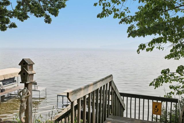 N3103 Cedar Park Road, Merrimac, WI 53561