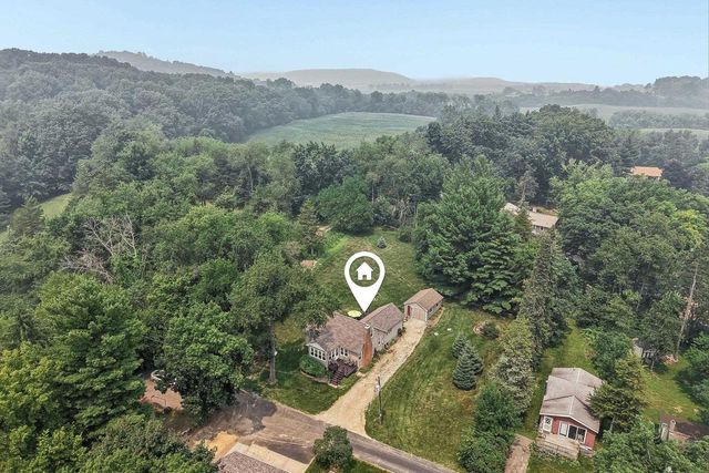 N3103 Cedar Park Road, Merrimac, WI 53561