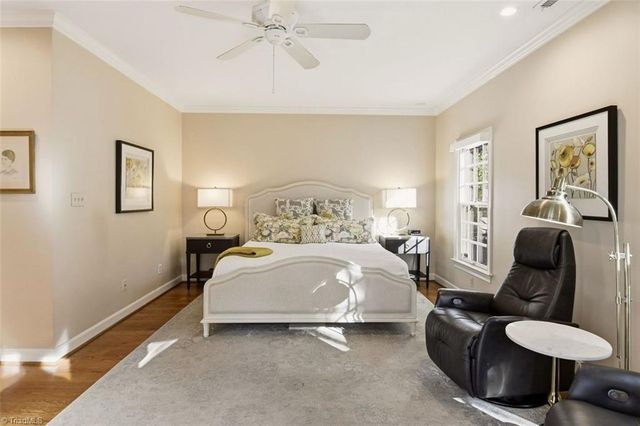 1277 Kent Place Lane, Winston-salem, NC 27104