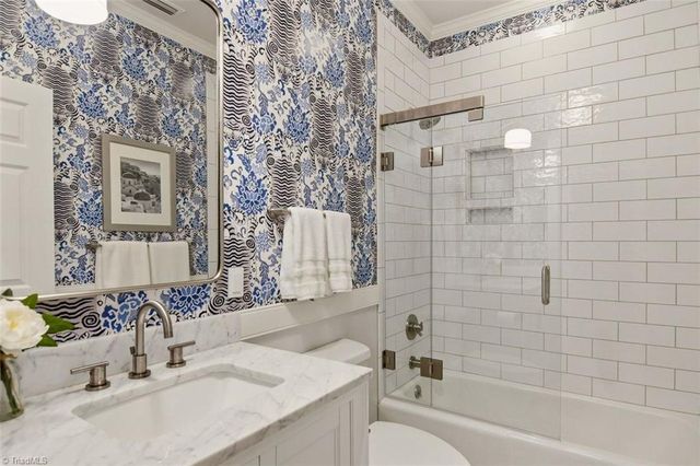 1277 Kent Place Lane, Winston-salem, NC 27104