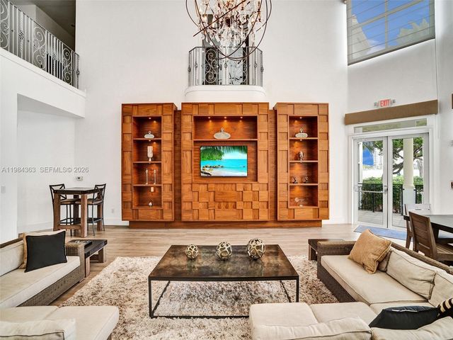 3245 NE 184th St 13305, Aventura, FL 33160