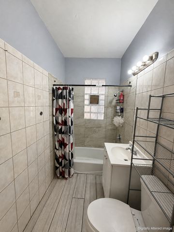 8322 S Burnham Avenue, Chicago, IL 60617