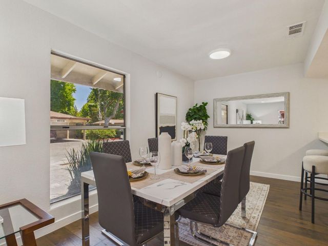 215 Red Oak Drive G, Sunnyvale, CA 94086