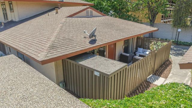 215 Red Oak Drive G, Sunnyvale, CA 94086