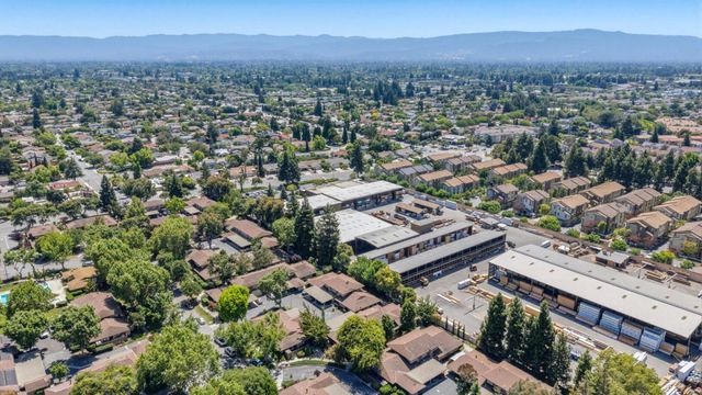 215 Red Oak Drive G, Sunnyvale, CA 94086