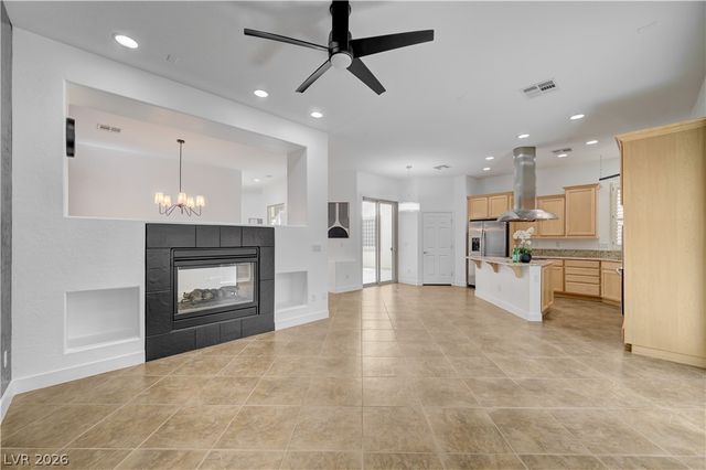 327 Hollins Hall Street, Las Vegas, NV 89145