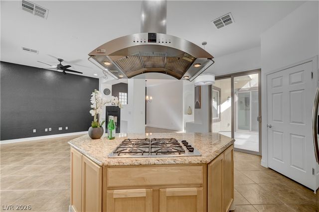 327 Hollins Hall Street, Las Vegas, NV 89145