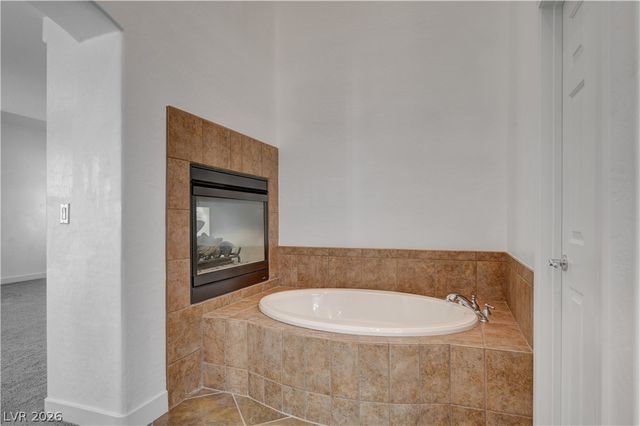 327 Hollins Hall Street, Las Vegas, NV 89145