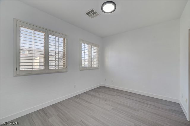 327 Hollins Hall Street, Las Vegas, NV 89145