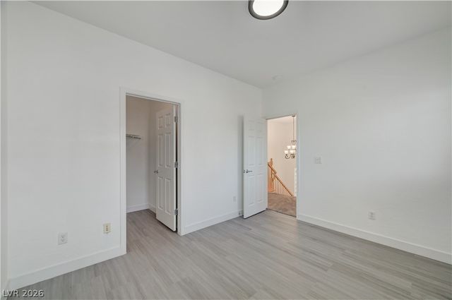 327 Hollins Hall Street, Las Vegas, NV 89145