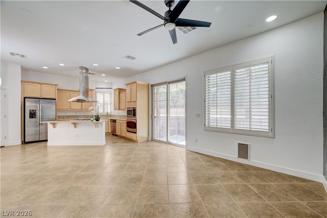 327 Hollins Hall Street, Las Vegas, NV 89145