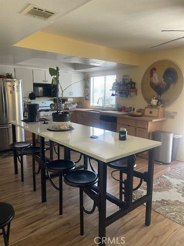 13395 Driftwood Drive, Victorville, CA 92395