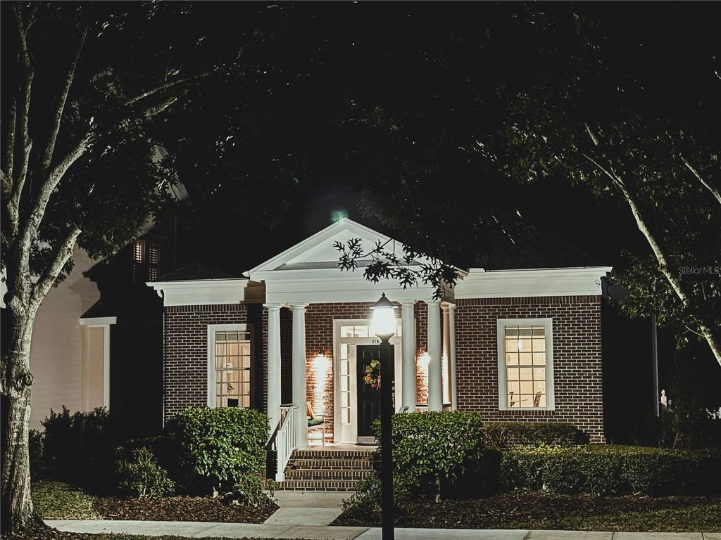 718 HONEYSUCKLE AVENUE, Celebration, FL 34747