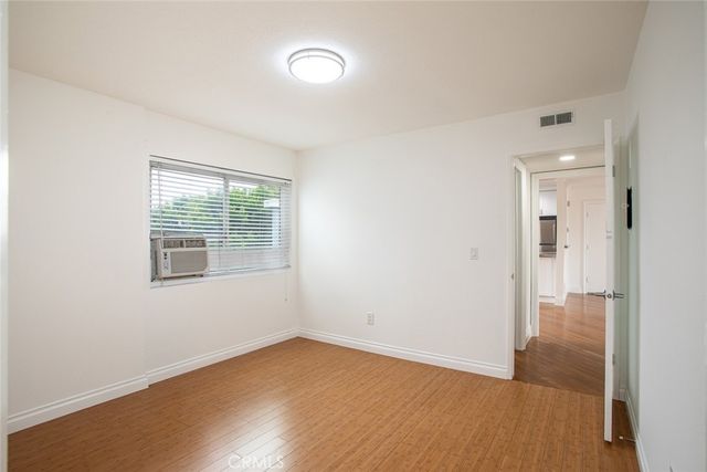 21662 Brookhurst C, Huntington Beach, CA 92646