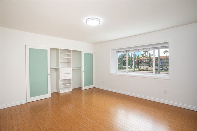 21662 Brookhurst C, Huntington Beach, CA 92646