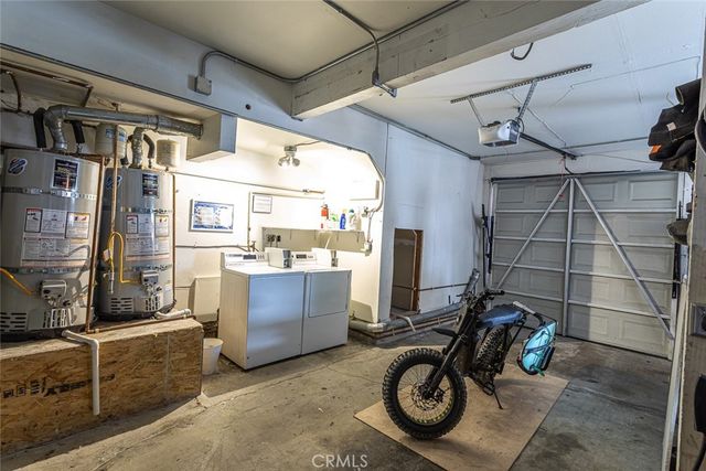 21662 Brookhurst C, Huntington Beach, CA 92646