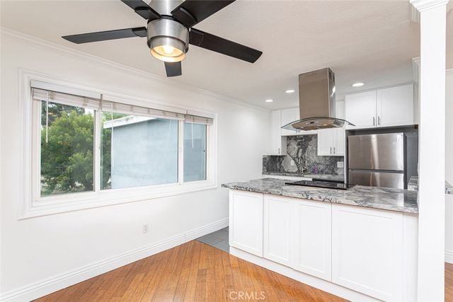 21662 Brookhurst C, Huntington Beach, CA 92646