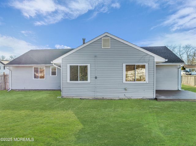 64 Georgetown Boulevard, Barnegat, NJ 08005