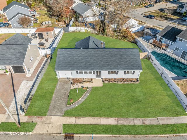 64 Georgetown Boulevard, Barnegat, NJ 08005