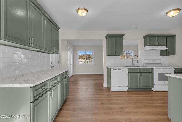 64 Georgetown Boulevard, Barnegat, NJ 08005