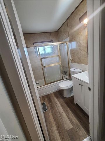 3892 E 143rd Street, Cleveland, OH 44128