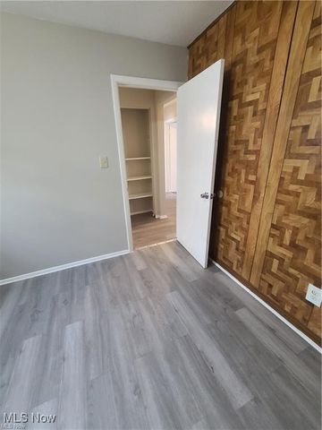 3892 E 143rd Street, Cleveland, OH 44128