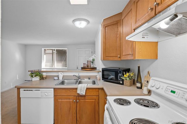 336 N Grant Street 405, Denver, CO 80203