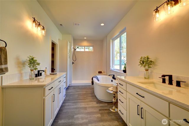 2413 197th Street NE, Arlington, WA 98223