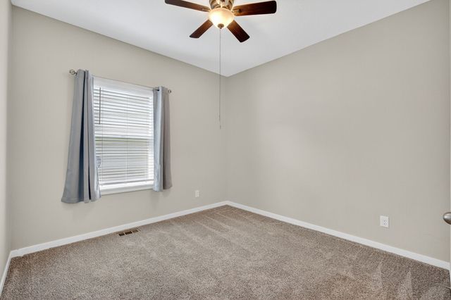 134 SE Willow Run Lane, Ankeny, IA 50021