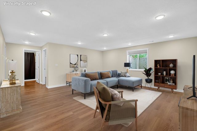 134 SE Willow Run Lane, Ankeny, IA 50021