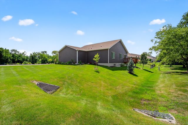 134 SE Willow Run Lane, Ankeny, IA 50021