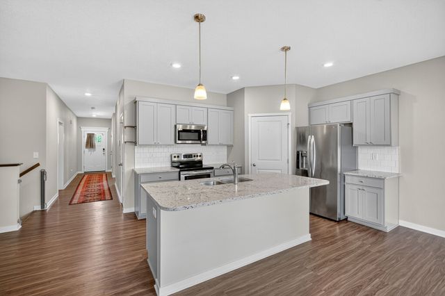 134 SE Willow Run Lane, Ankeny, IA 50021