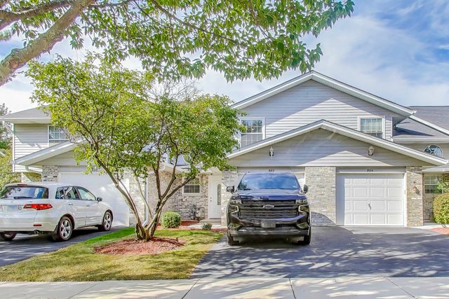 802 N Tamarac Boulevard, Addison, IL 60101