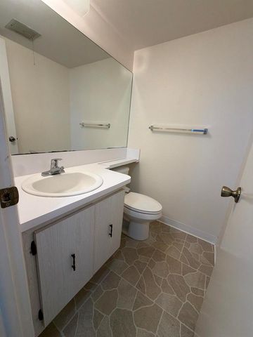 18081 SE Country Club Drive 259, Tequesta, FL 33469