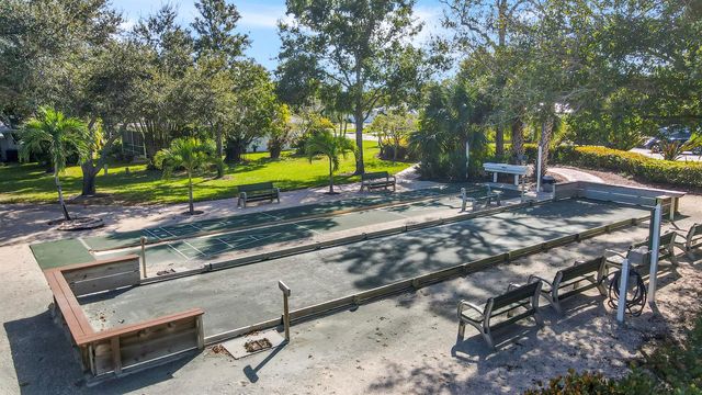 18081 SE Country Club Drive 259, Tequesta, FL 33469