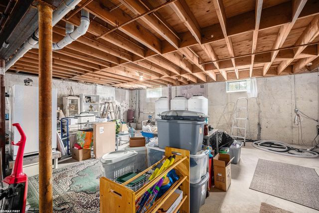 7758 Puttygut Road, Casco, MI 48064