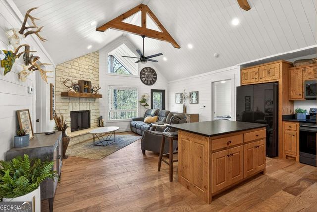 54 Barbs Way, Mineral Bluff, GA 30559