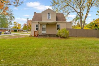 5580 S Merriman Road, Wayne, MI 48184