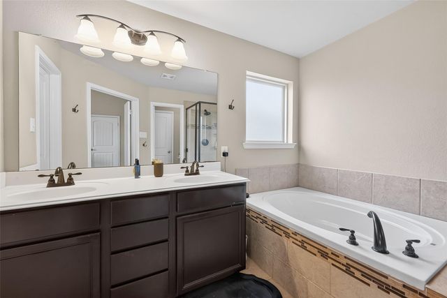 5919 Micah Lane, Rosenberg, TX 77471