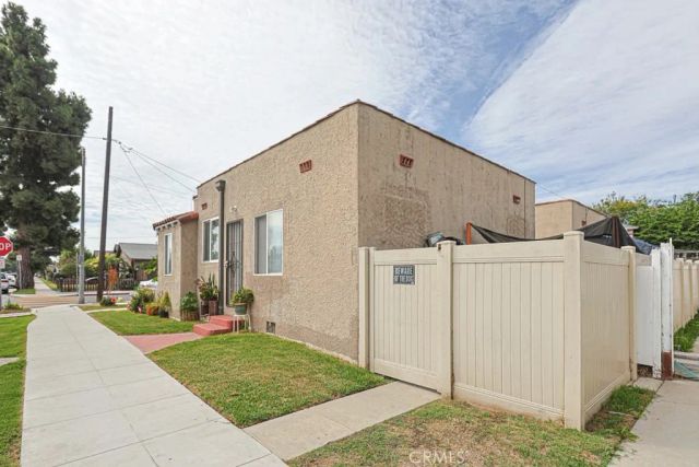 103 W 51st, Long Beach, CA 90805
