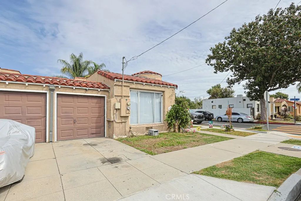 103 W 51st, Long Beach, CA 90805