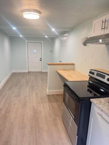 508 Palmetto Street 2, West Palm Beach, FL 33405