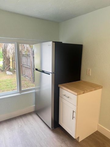 508 Palmetto Street 2, West Palm Beach, FL 33405